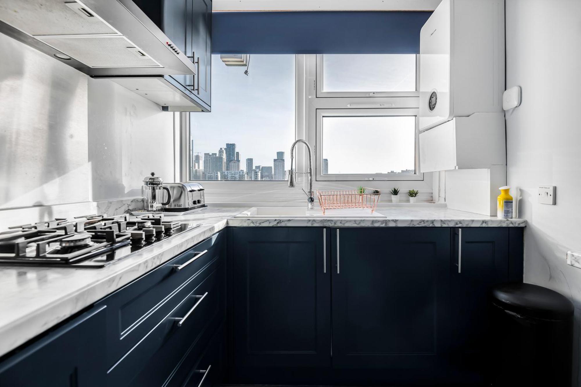 Stunning Massive Bedroom +Direct Thames River View 런던 외부 사진