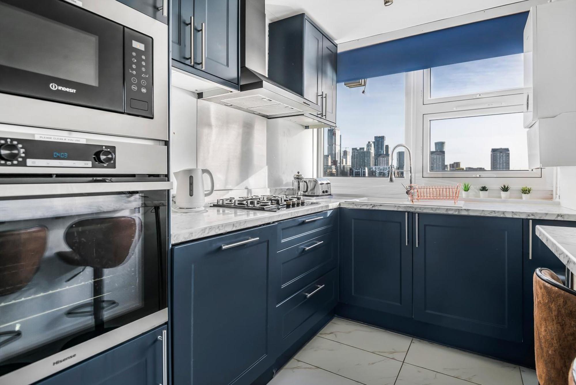 Stunning Massive Bedroom +Direct Thames River View 런던 외부 사진